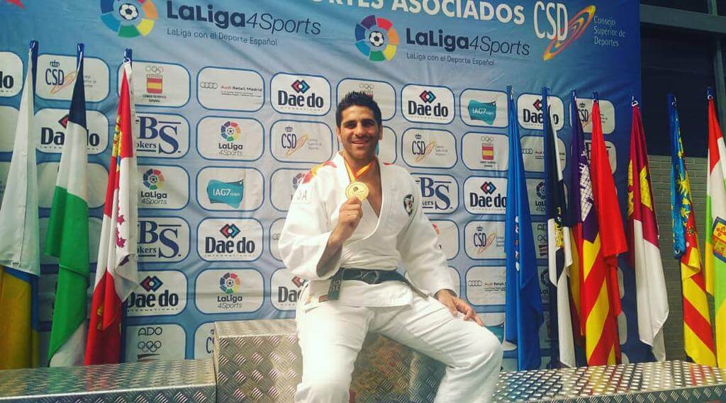 e40c1361-a624-4f46-9014-54c7a8691bdd